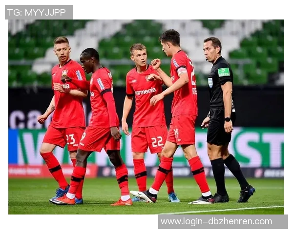 勒沃库森主场迎战曼联双方争夺欧战资格的关键之战